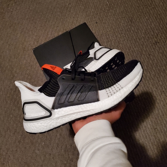 adidas ultra boost size 8 mens